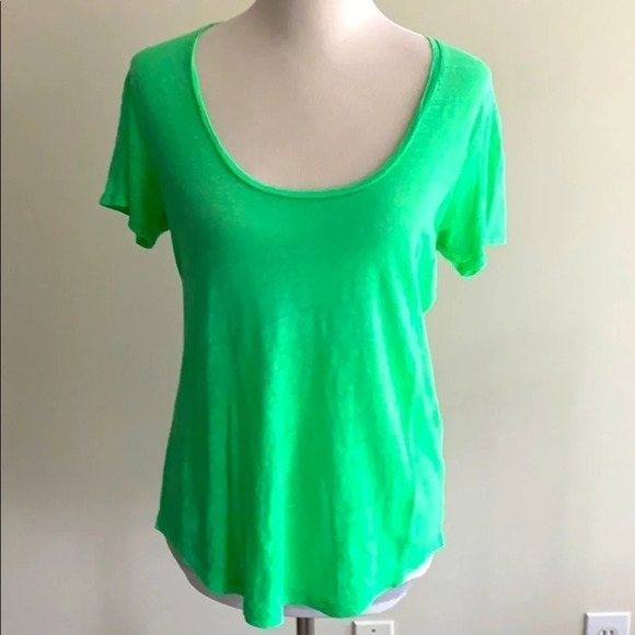 J. Crew Tops - •J Crew• 100% Linen Scoop neck Tee, Like New☘️